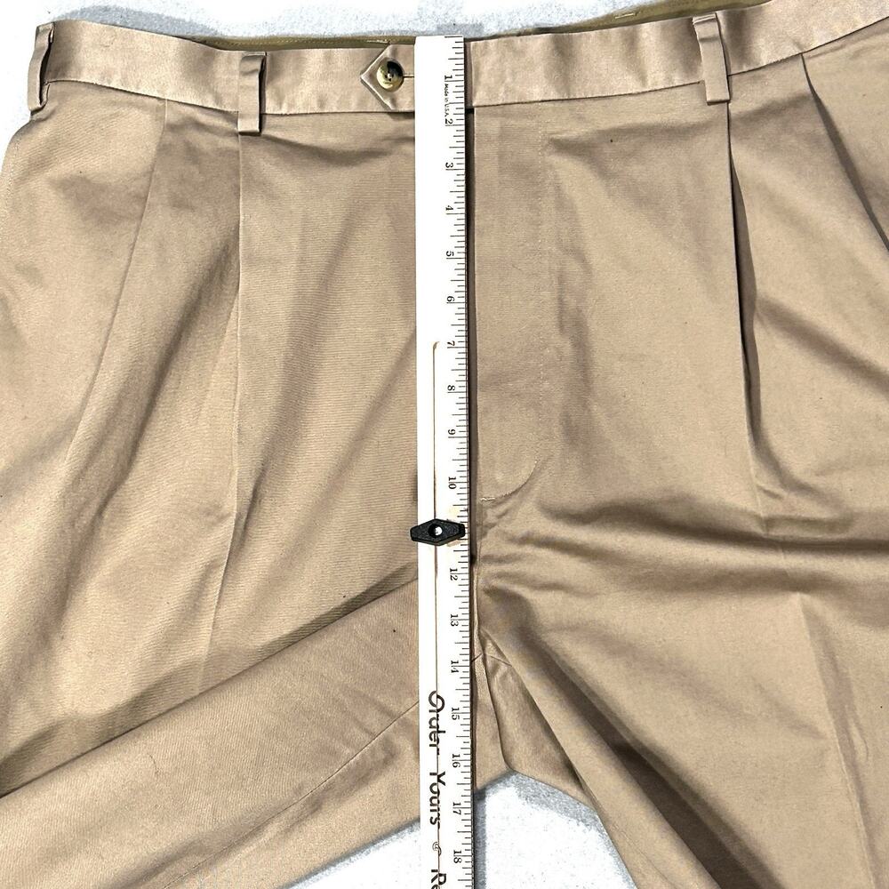 Joseph A. Banks Traveler's Collection Men's 44 X 28 Pleated Cotton Khakis Pants - Picture 6 of 10
